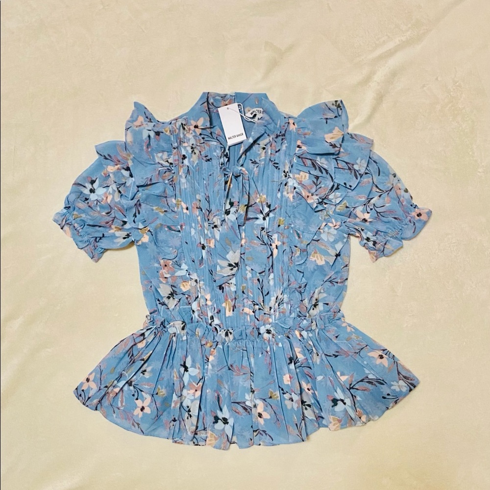 Walter baker blue floral blouse